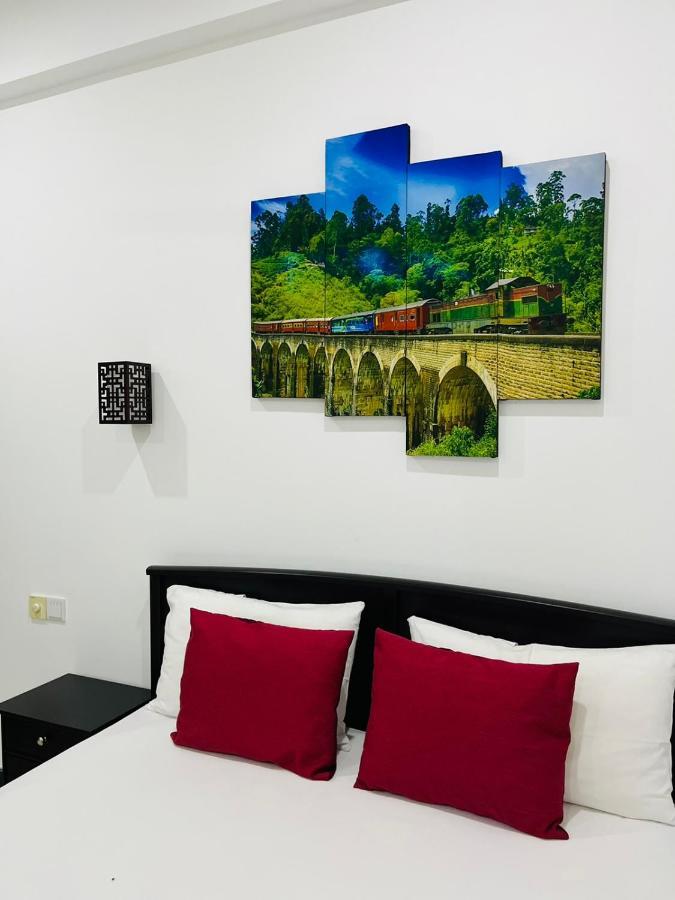 Funwhales Rest House Negombo Ngoại thất bức ảnh